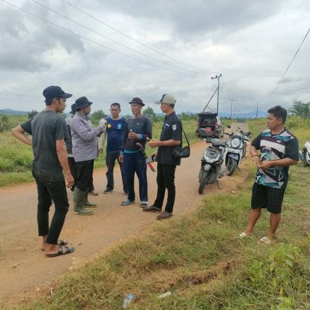 KOLABORASI DINAS PERTANIAN DENGAN PEMERINTAH DESA BARU DALAM MENCEGAH PENYAKIT MENULAR PADA TERNAK